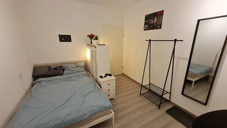 WG-Zimmer mit 73 m² in Stuttgart – Bild 1
