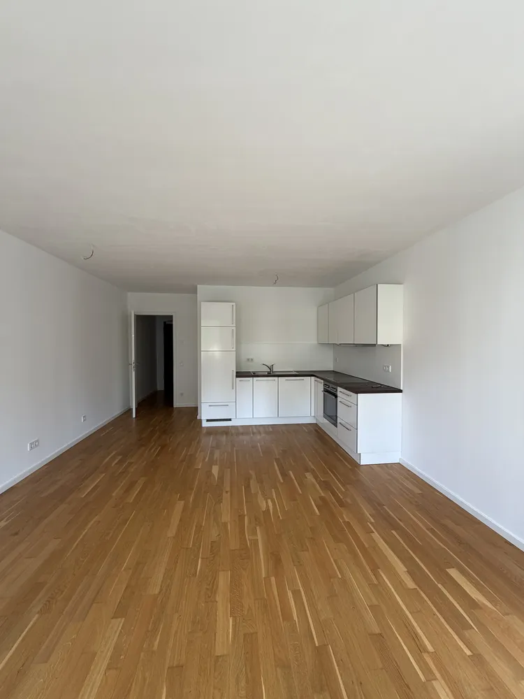 2 Zimmer Wohnung mit 66 m² in Dresden – Bild 2