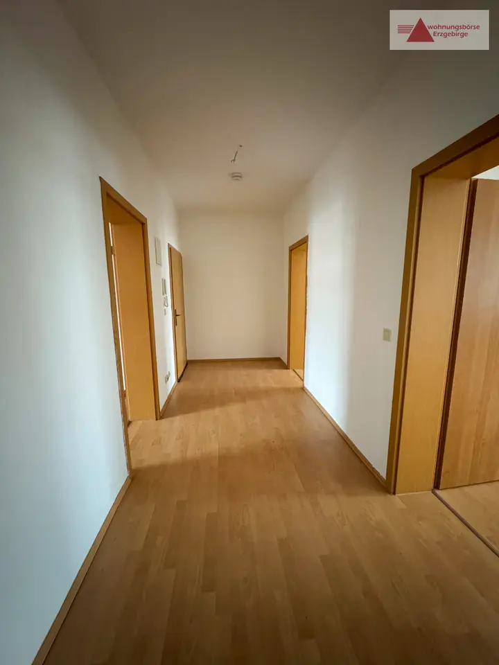 5 Zimmer Wohnung mit 141 m² in Aue-Bad Schlema – Bild 9