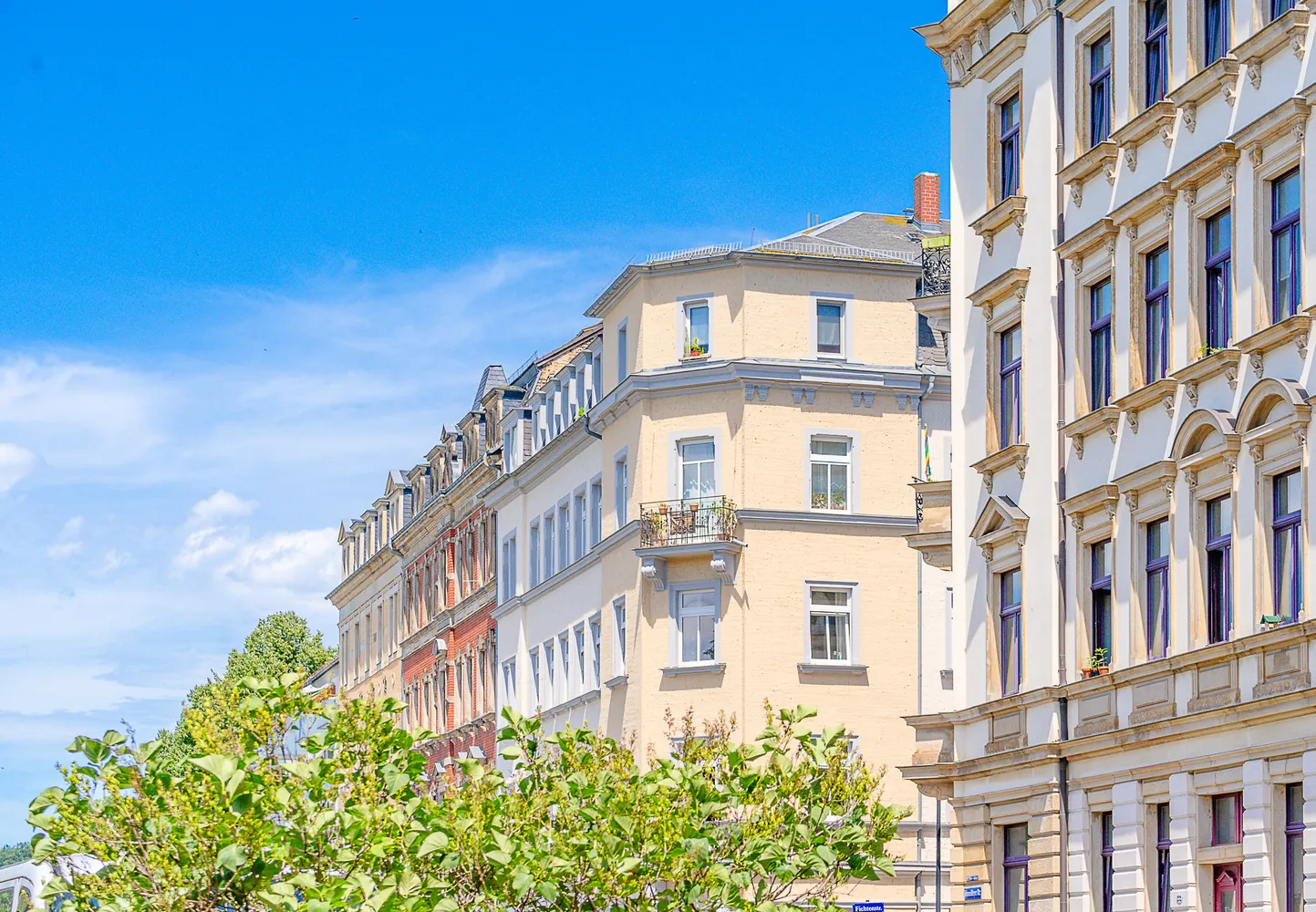 2 room apartment with 82 m² in Dresden – Photo 3