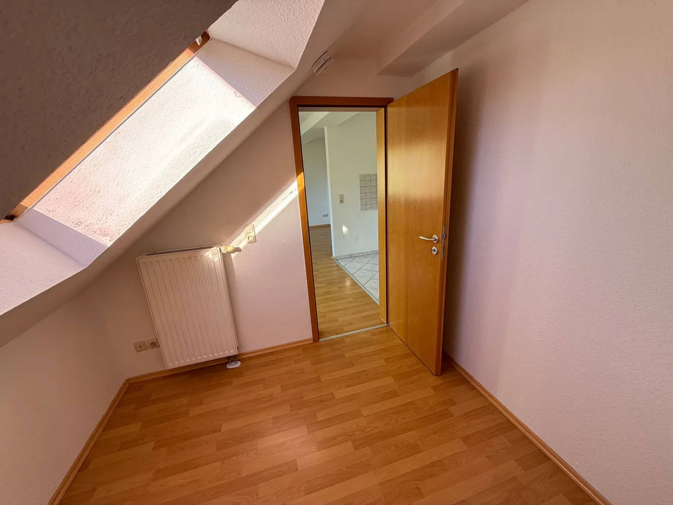 2 Zimmer Wohnung mit 34 m² in Greiz – Bild 4