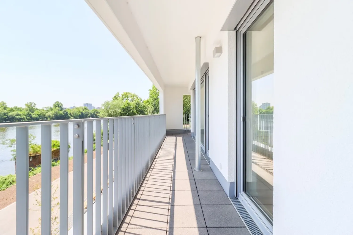 4 Zimmer Wohnung mit 131 m² in Frankfurt am Main – Bild 8