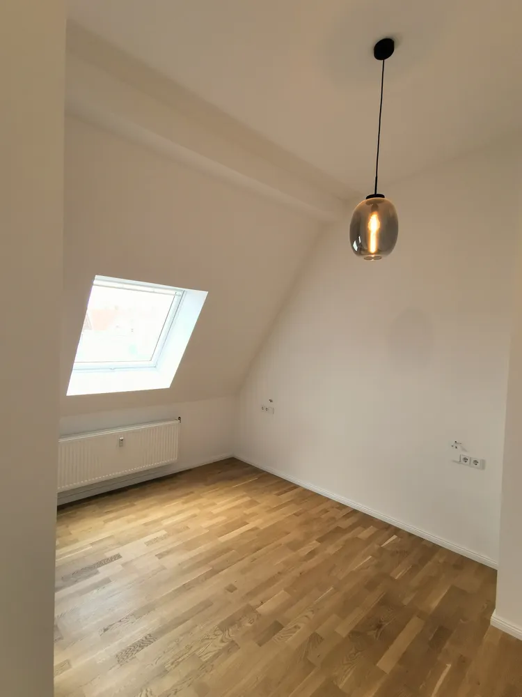 2 Zimmer Wohnung mit 90 m² in Berlin – Bild 8