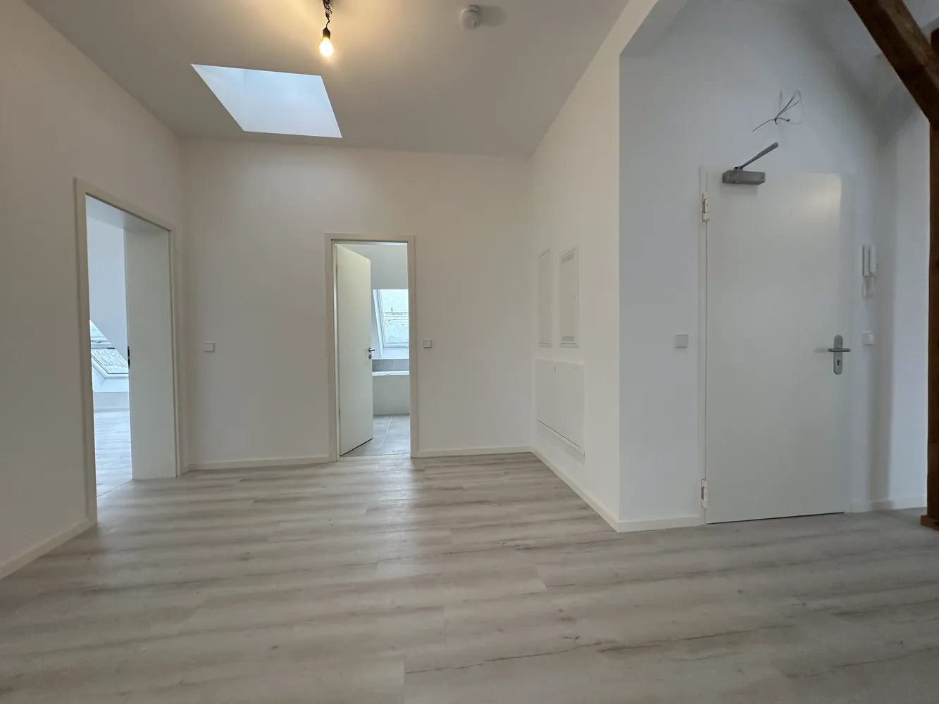 5 Zimmer Wohnung mit 204 m² in Berlin – Bild 6