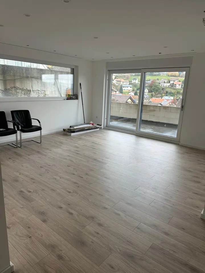 11 Zimmer Wohnung mit 275 m² in Heidelberg – Bild 1