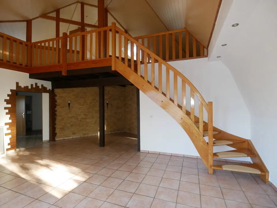 5 Zimmer Wohnung mit 135 m² in Essen – Bild 2