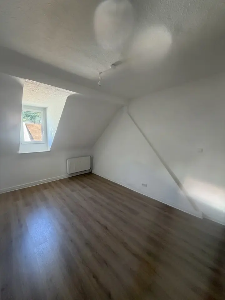 4 Zimmer Wohnung mit 81 m² in Saarbrücken – Bild 3