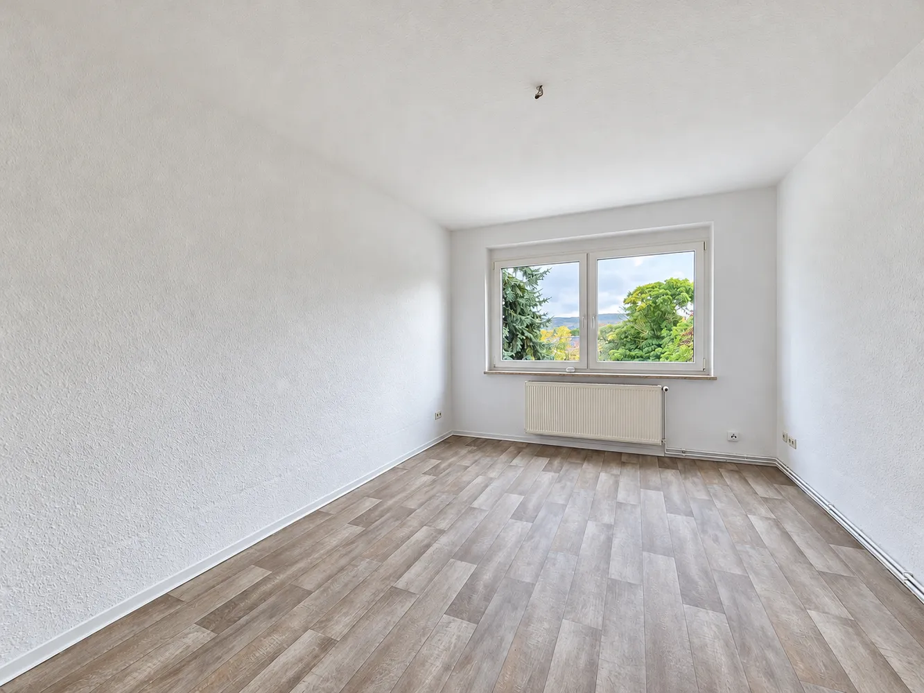 1 Zimmer Wohnung mit 30 m² in Sangerhausen – Bild 1
