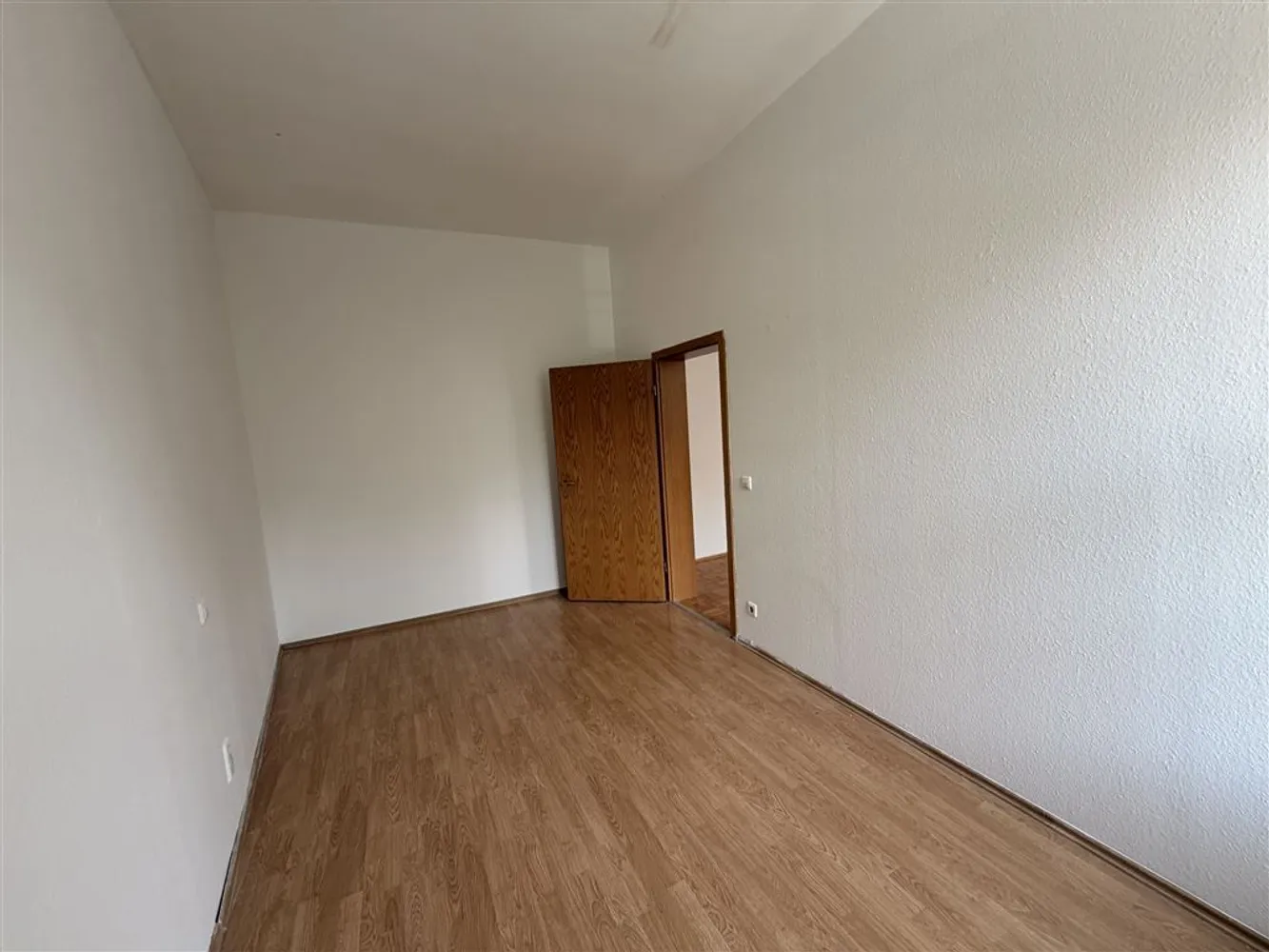4 Zimmer Wohnung mit 68 m² in Naumburg (Saale) – Bild 4