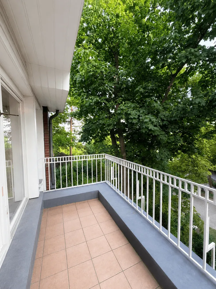 4 Zimmer Wohnung mit 141 m² in Berlin – Bild 2