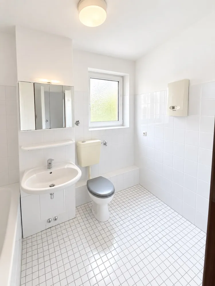 3 room apartment with 70 m² in Cologne – Photo 4