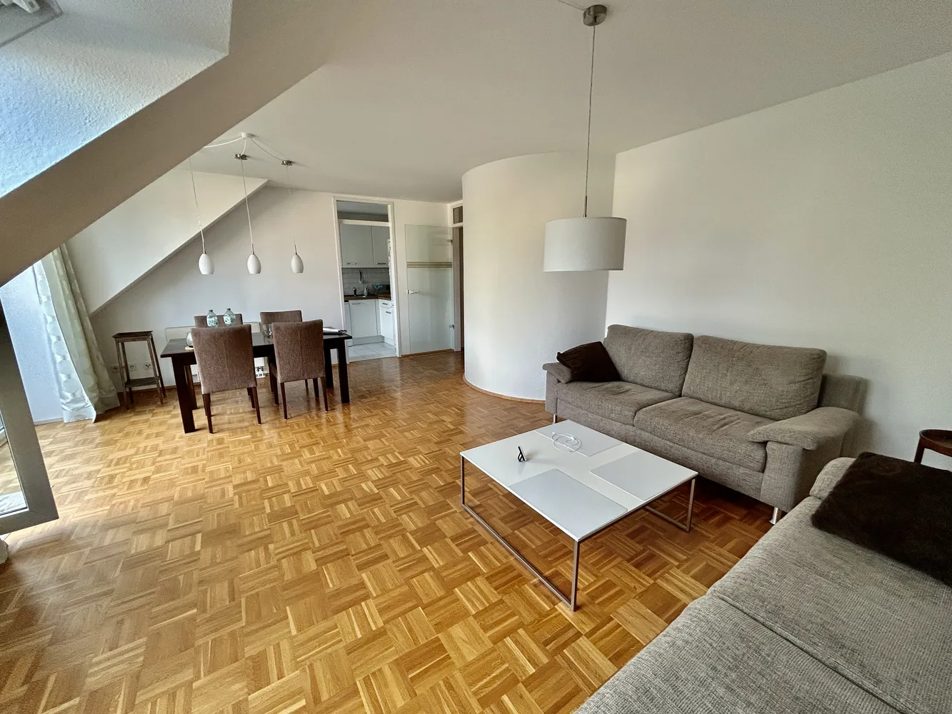 4 Zimmer Wohnung mit 100 m² in Mülheim an der Ruhr – Bild 3