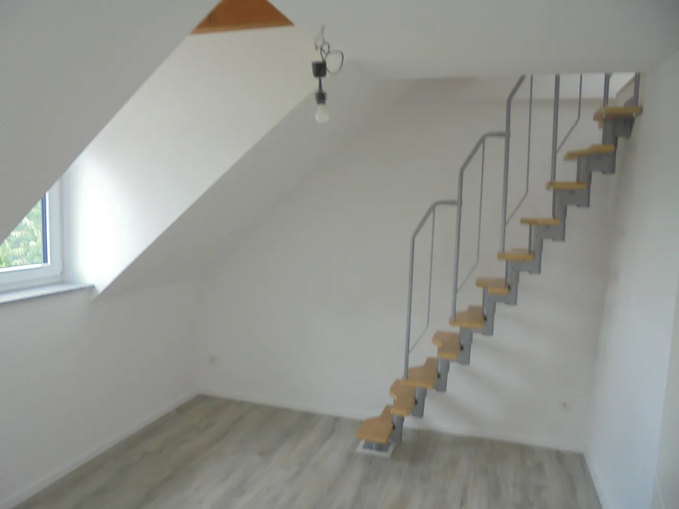 4 Zimmer Wohnung mit 100 m² in Dresden – Bild 7