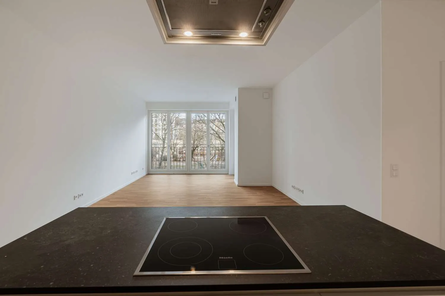 2 Zimmer Wohnung mit 79 m² in Berlin – Bild 2