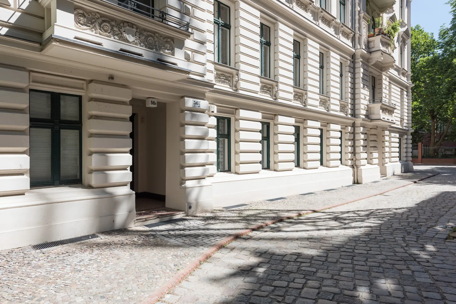 4 Zimmer Wohnung mit 127 m² in Berlin – Bild 3