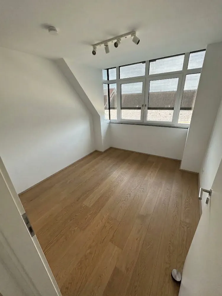 2 Zimmer Wohnung mit 63 m² in Köln – Bild 4