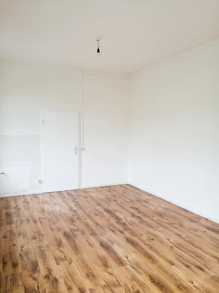 4 Zimmer Wohnung mit 150 m² in Kamenz – Bild 1