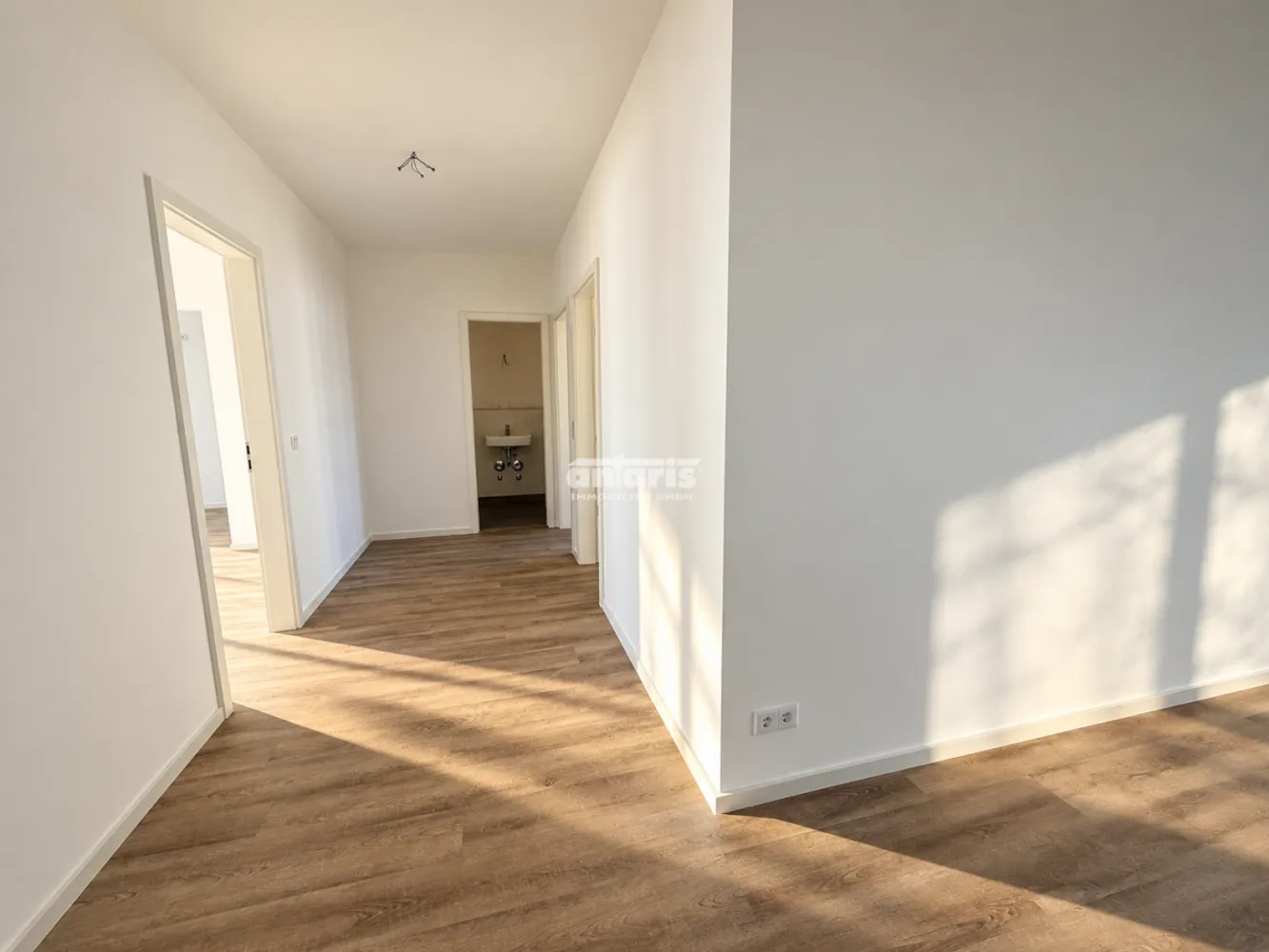 5 Zimmer Wohnung mit 121 m² in Erfurt – Bild 2