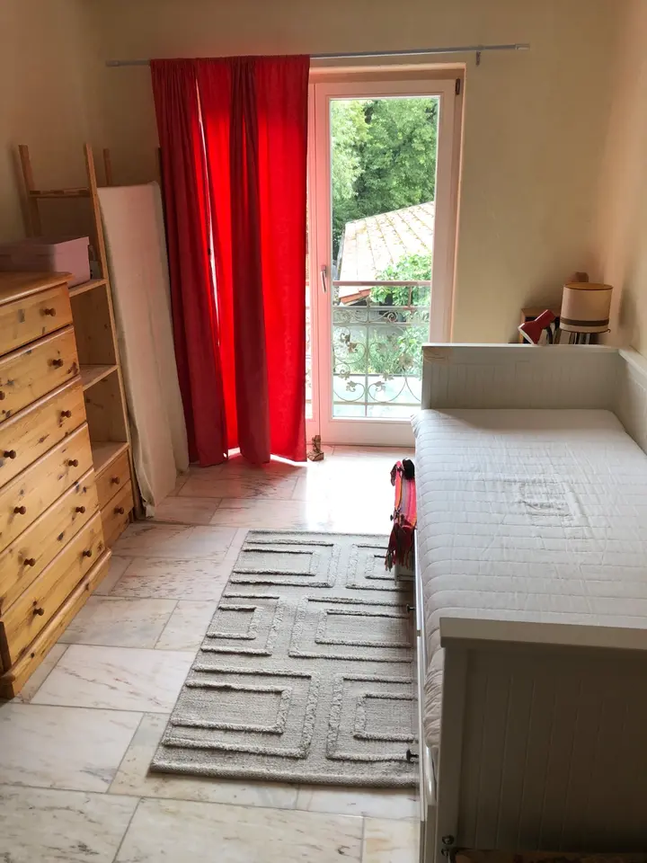 WG-Zimmer mit 50 m² in Weingarten – Bild 2