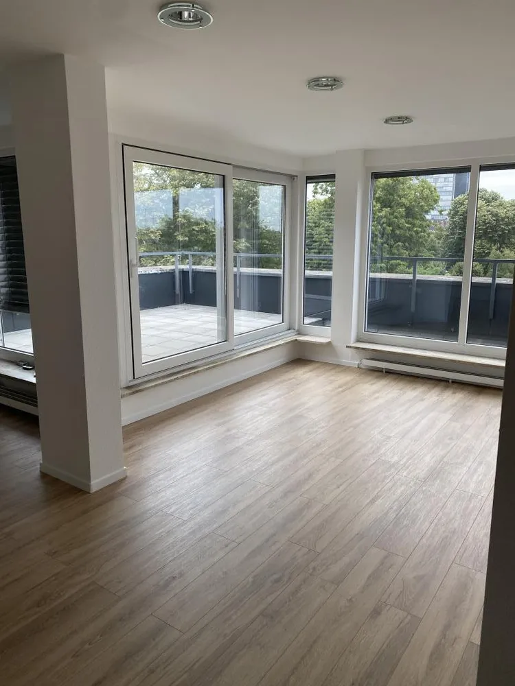 3 Zimmer Wohnung mit 111 m² in Düsseldorf – Bild 1