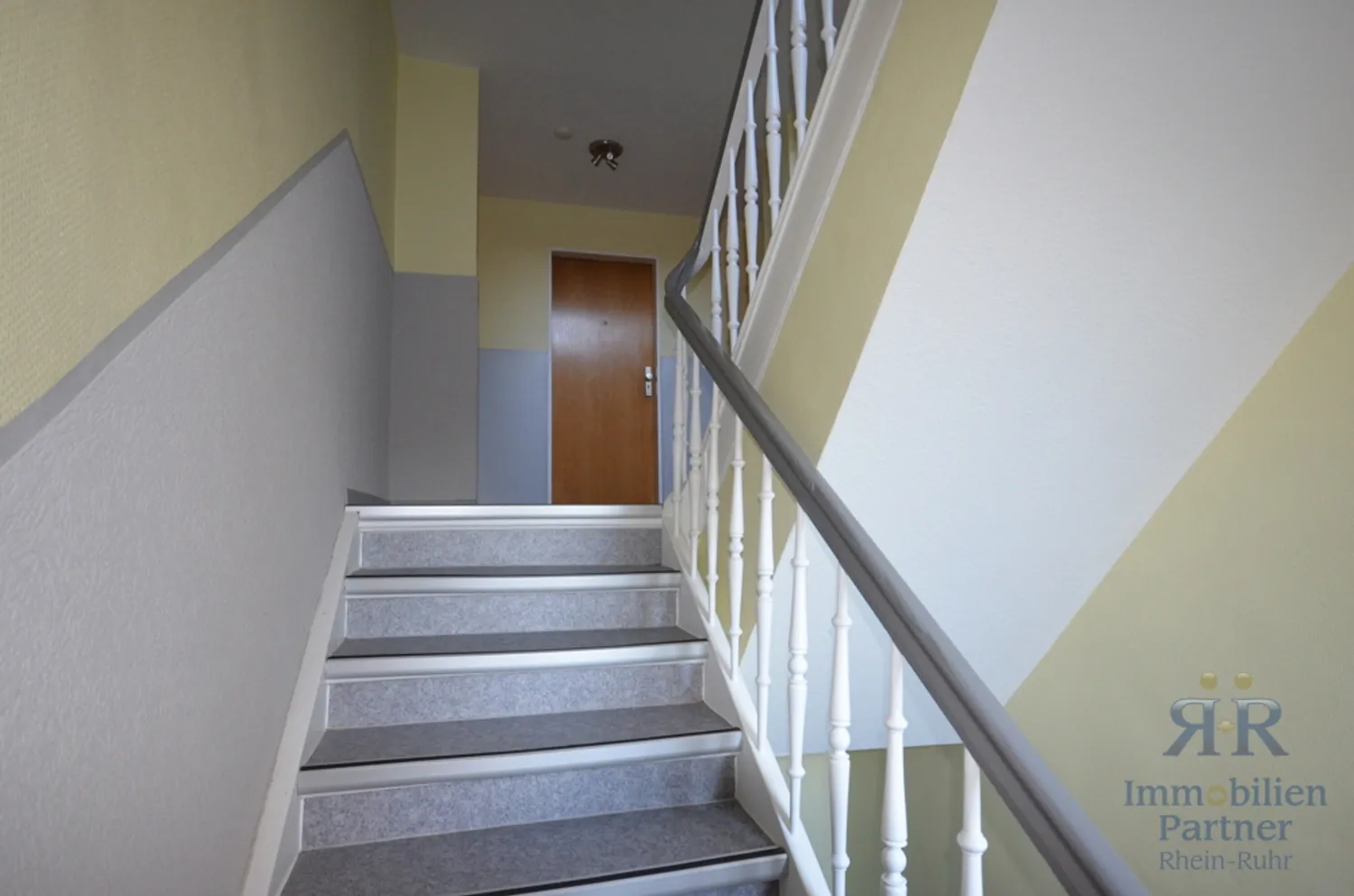 2 Zimmer Wohnung mit 72 m² in Duisburg – Bild 4