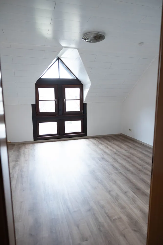 4 Zimmer Wohnung mit 117 m² in Viernheim – Bild 1