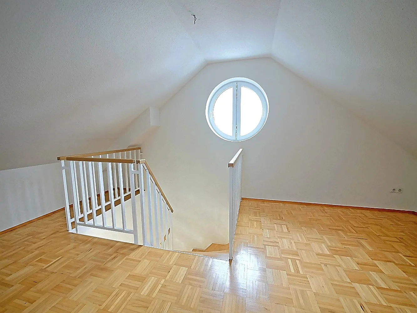 4 Zimmer Wohnung mit 98 m² in Bochum – Bild 4
