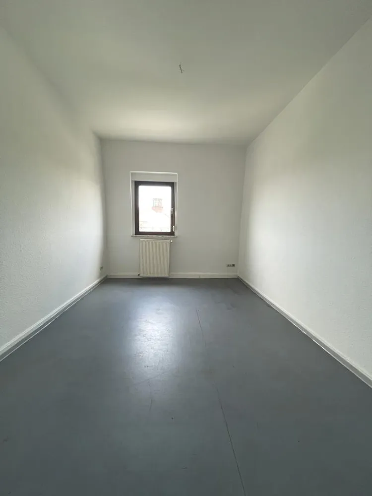 6 Zimmer Wohnung mit 117 m² in Karlsruhe – Bild 7