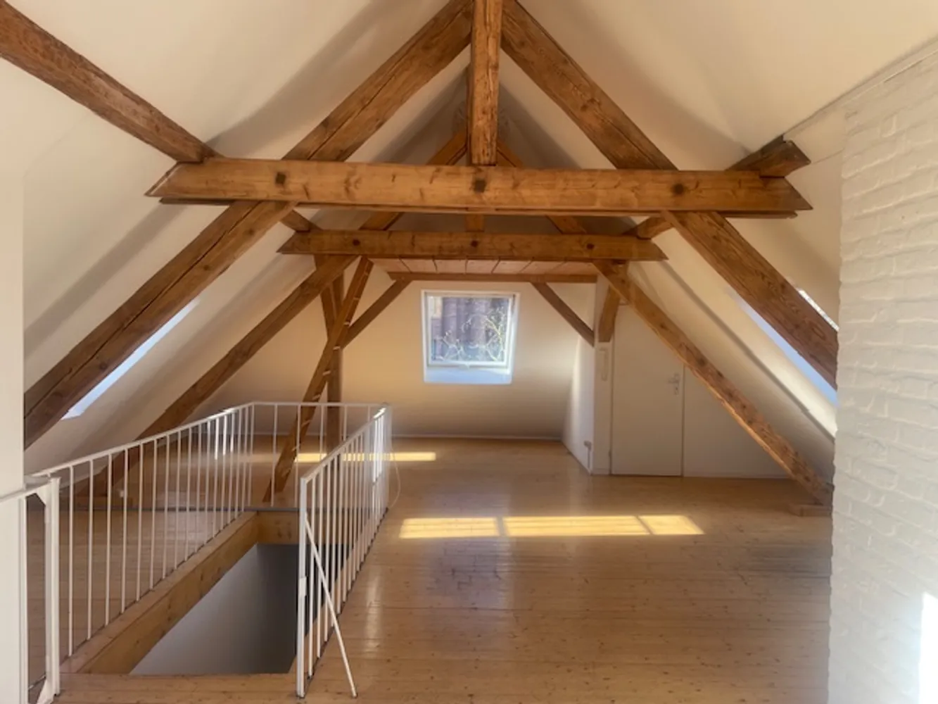 5 Zimmer Wohnung mit 190 m² in Wiesbaden – Bild 11