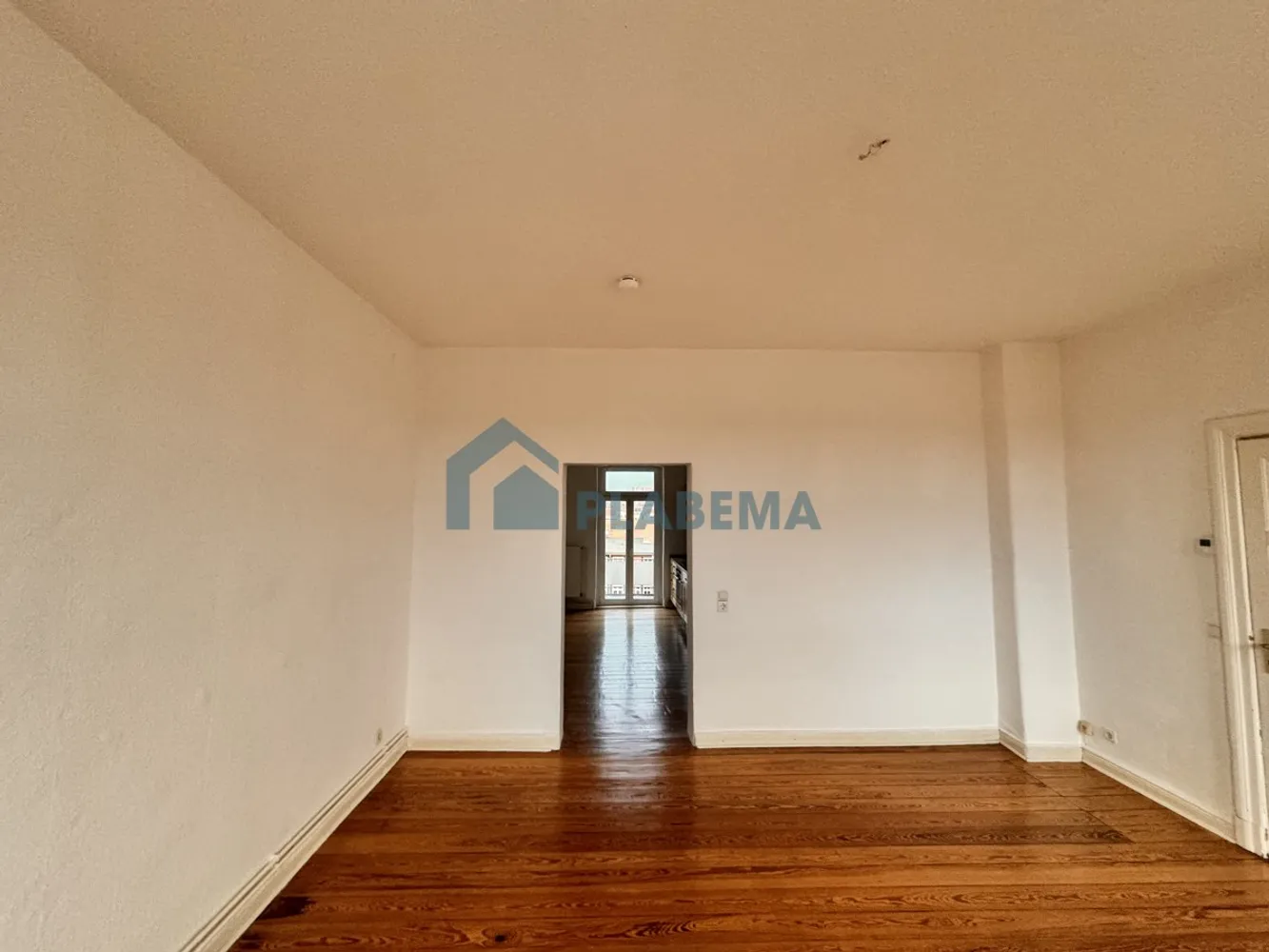 2 Zimmer Wohnung mit 69 m² in Schwerin – Bild 7