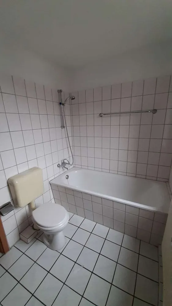 2 Zimmer Wohnung mit 72 m² in Duisburg – Bild 10
