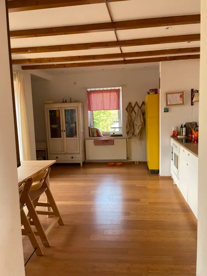 4 Zimmer Wohnung mit 101 m² in Düsseldorf – Bild 5