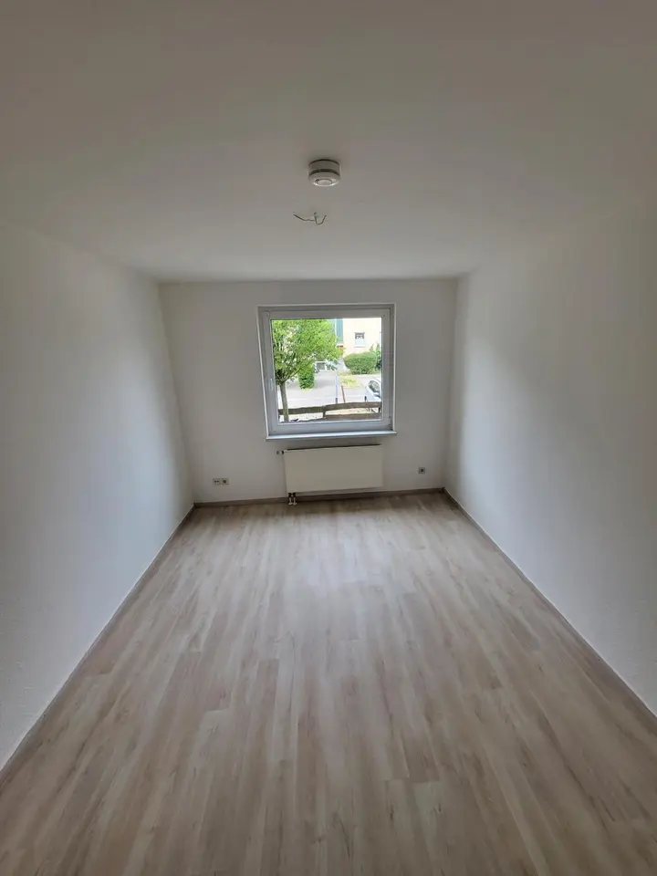3 Zimmer Wohnung mit 65 m² in Dessau-Roßlau – Bild 2
