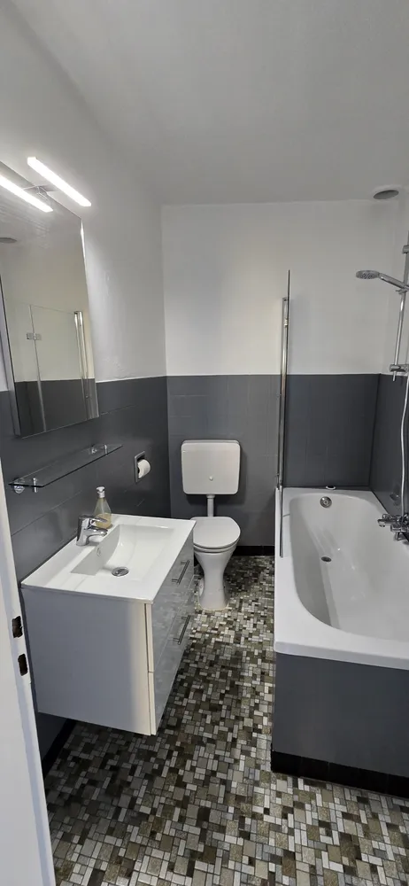 6 Zimmer Wohnung mit 115 m² in Köln – Bild 2