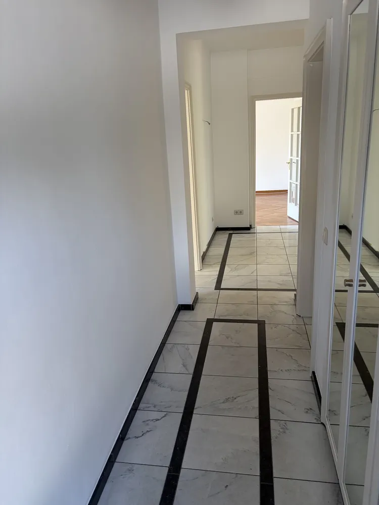 3 room apartment with 130 m² in Cologne – Photo 2