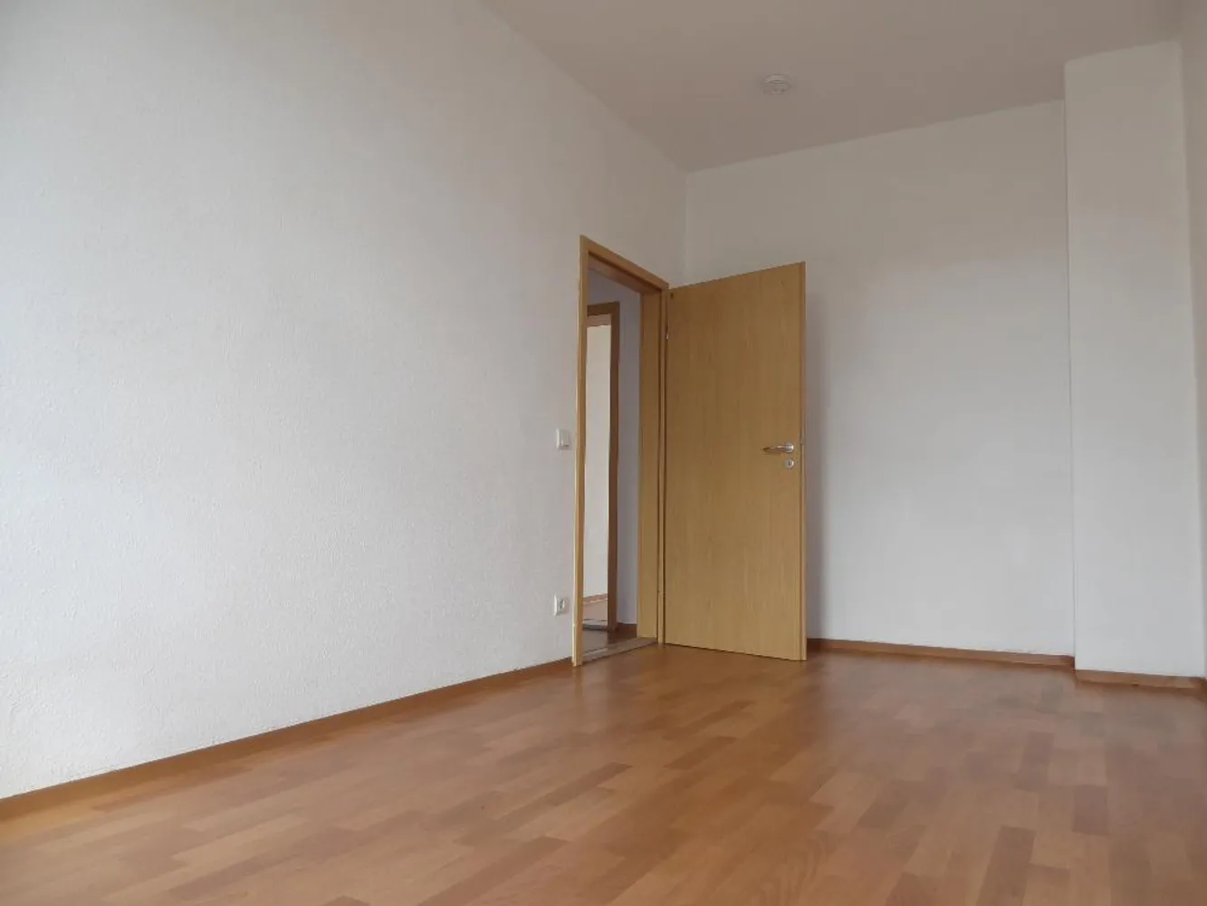 3 Zimmer Wohnung mit 63 m² in Plauen – Bild 11