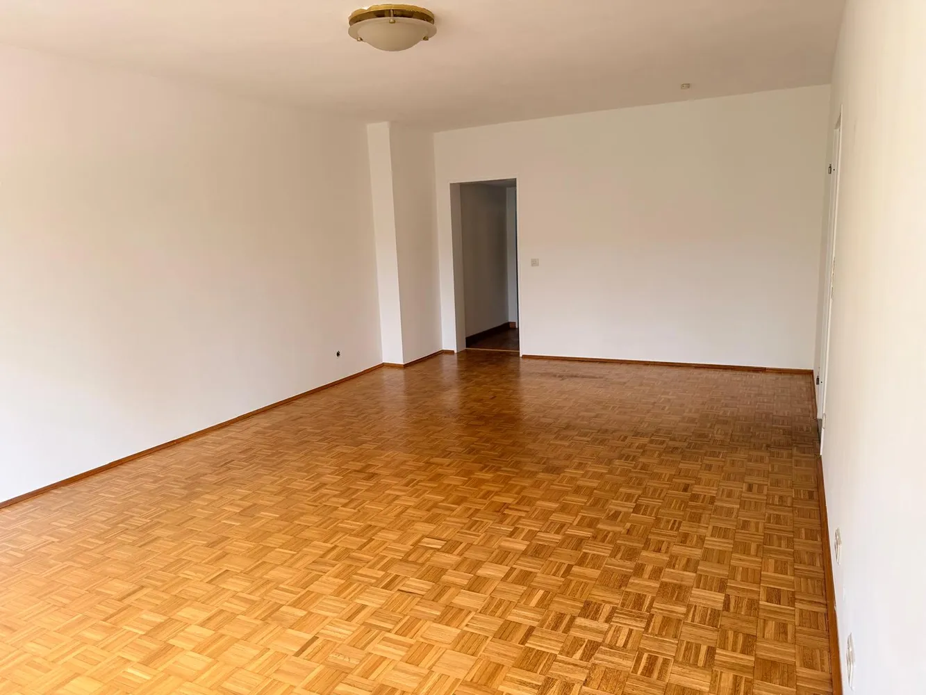 2 Zimmer Wohnung mit 69 m² in Krefeld – Bild 2