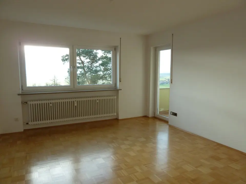 4 Zimmer Wohnung mit 98 m² in Cham – Bild 1