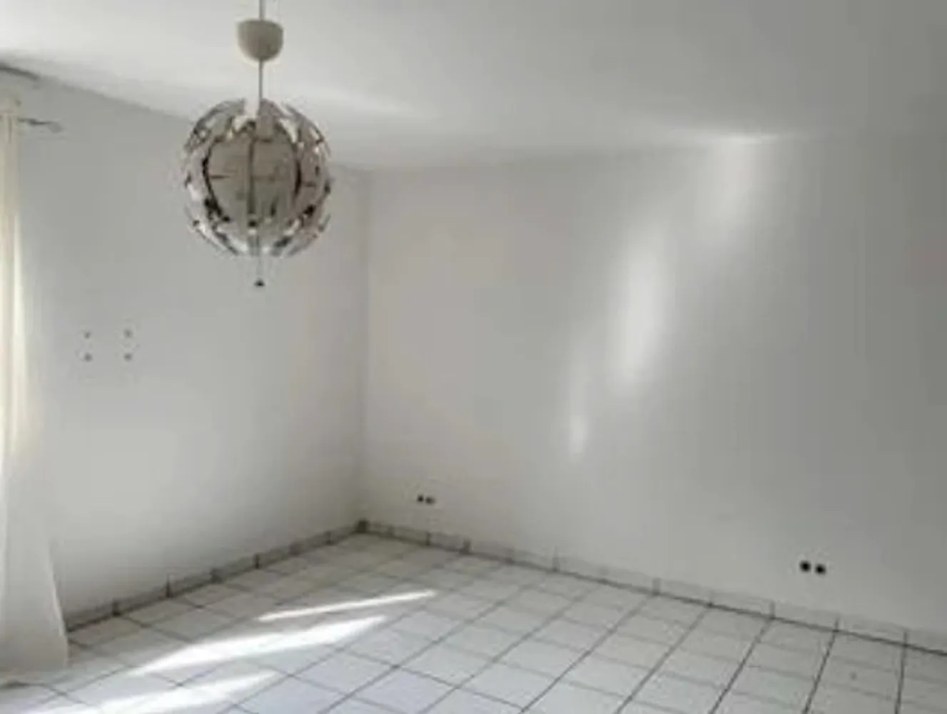 4 Zimmer Wohnung mit 129 m² in Düsseldorf – Bild 2