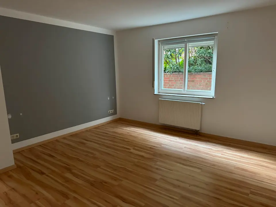 4 Zimmer Wohnung mit 100 m² in Buxtehude – Bild 1