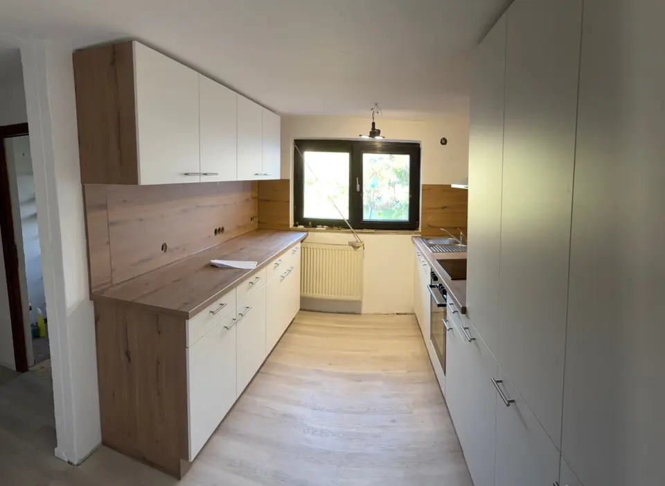 8 Zimmer Haus mit 240 m² in Erlangen – Bild 2