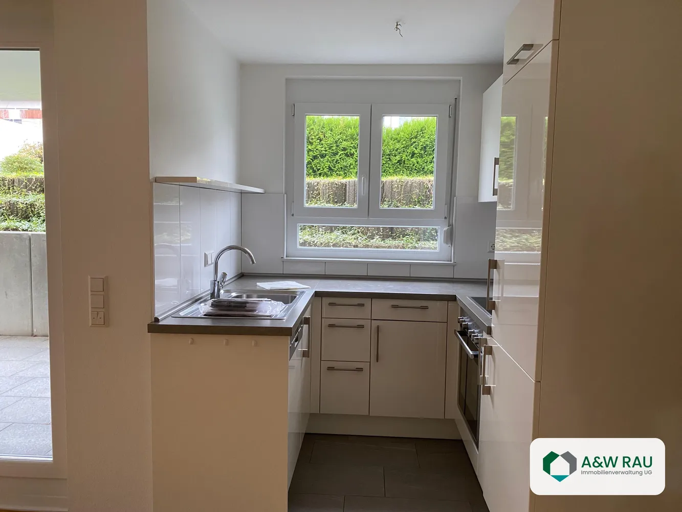 2 Zimmer Wohnung mit 73 m² in Karlsruhe – Bild 4