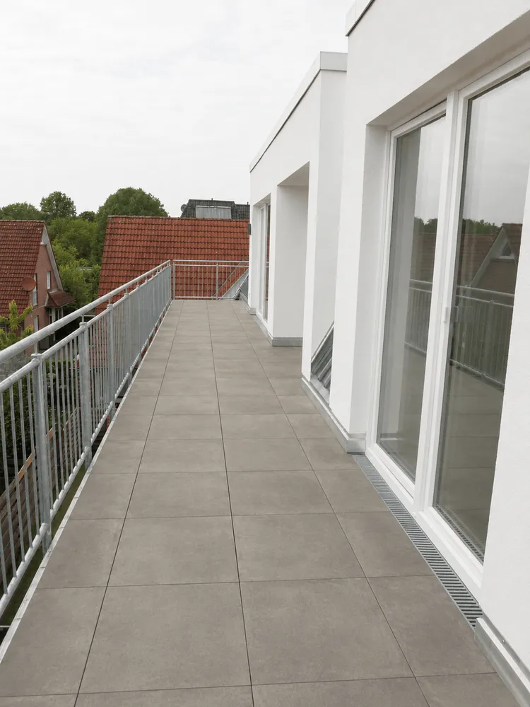 2 Zimmer Wohnung mit 103 m² in Oldenburg – Bild 3