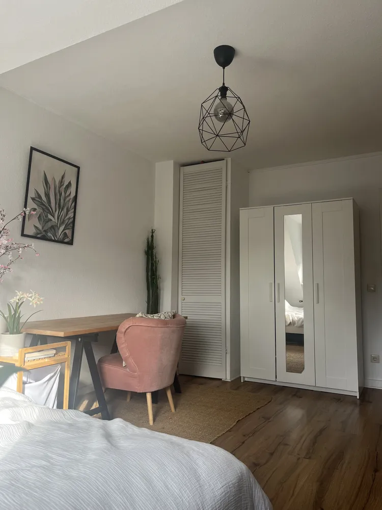 2 Zimmer Wohnung mit 45 m² in Düsseldorf – Bild 4