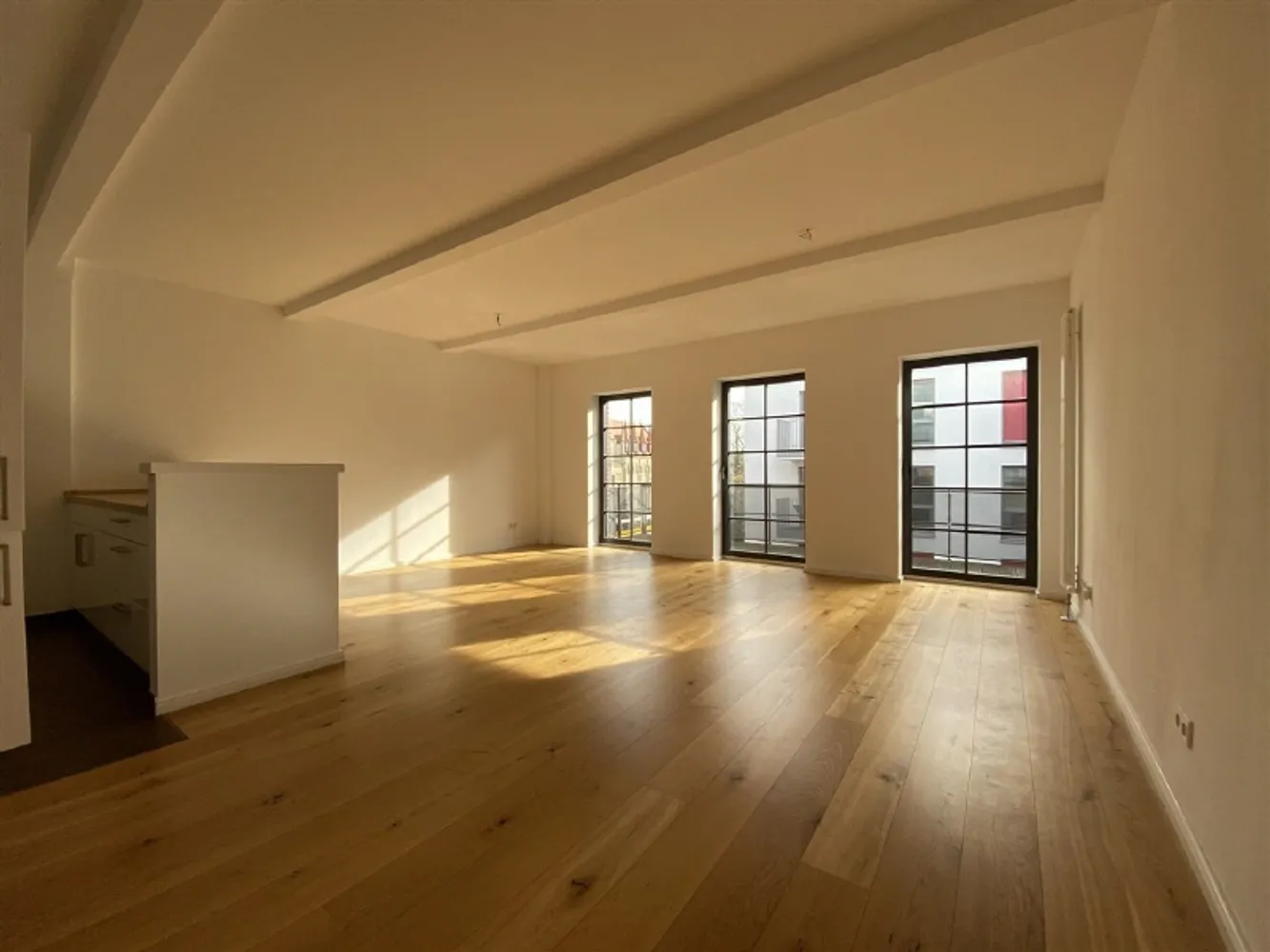3 Zimmer Wohnung mit 98 m² in Berlin – Bild 1