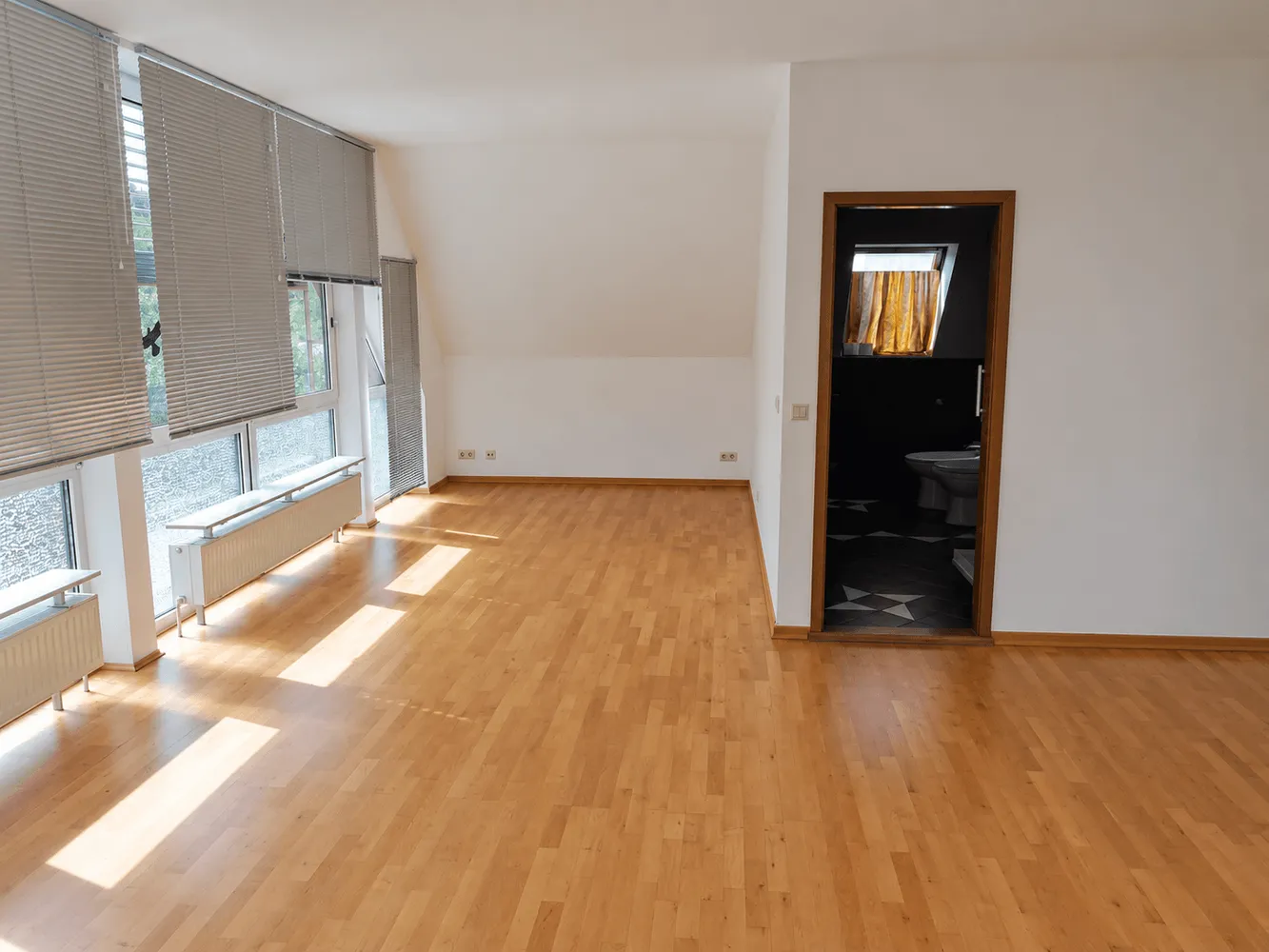 4 Zimmer Wohnung mit 107 m² in Berlin – Bild 8