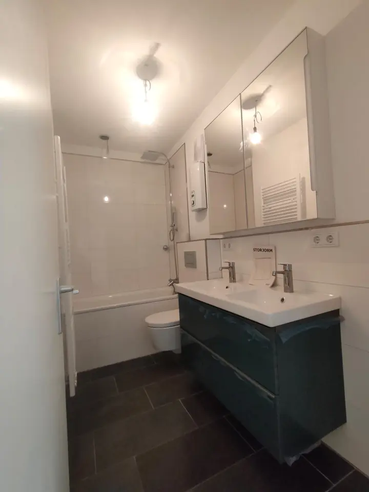 4 Zimmer Wohnung mit 95 m² in Wuppertal – Bild 2