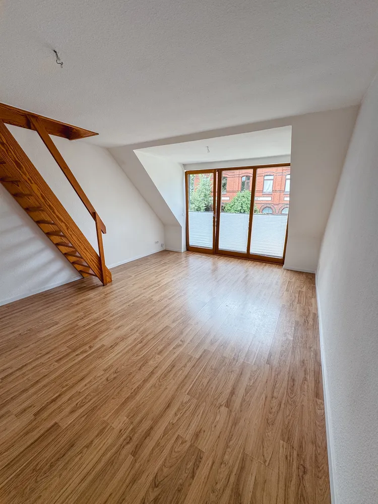 4 Zimmer Wohnung mit 93 m² in Kiel – Bild 1