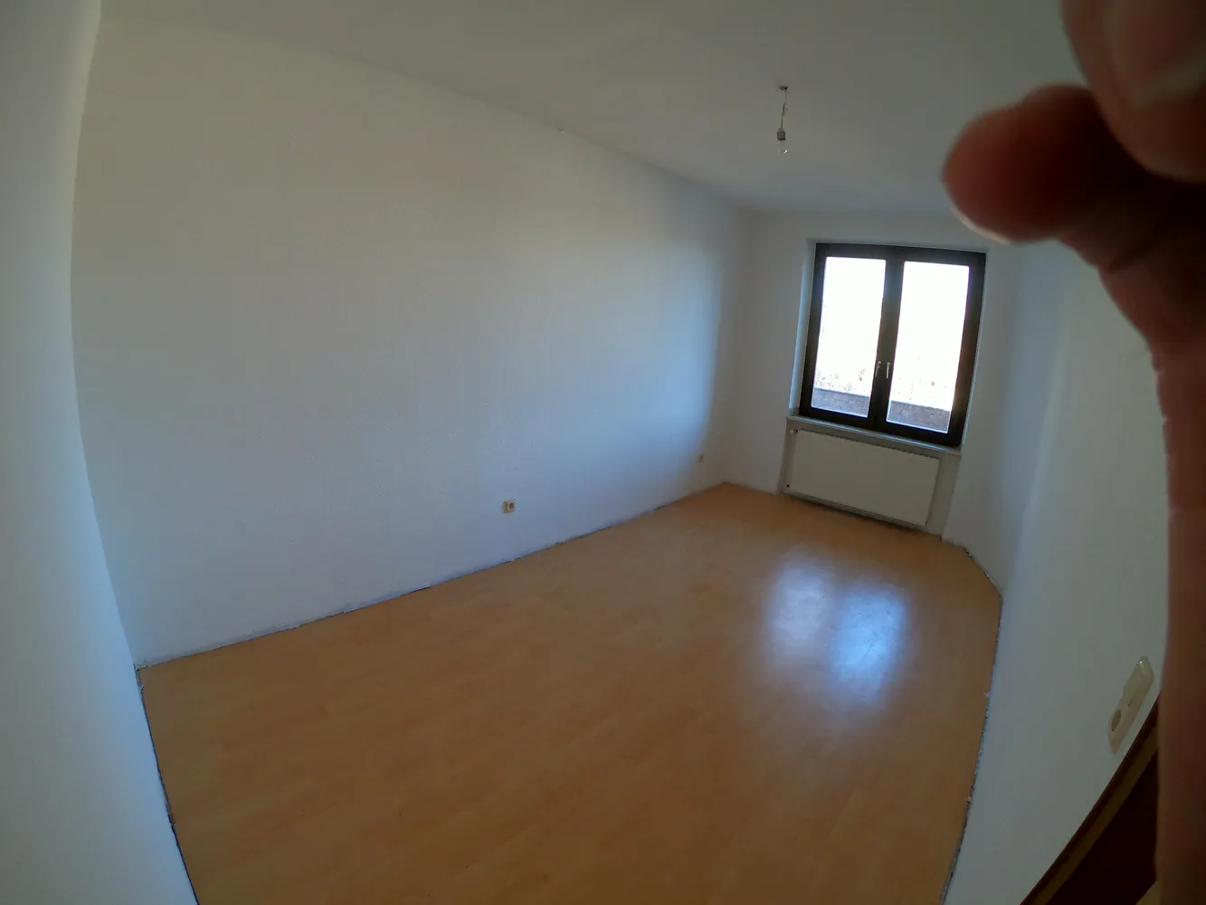 2 Zimmer Wohnung mit 70 m² in Neuss – Bild 2