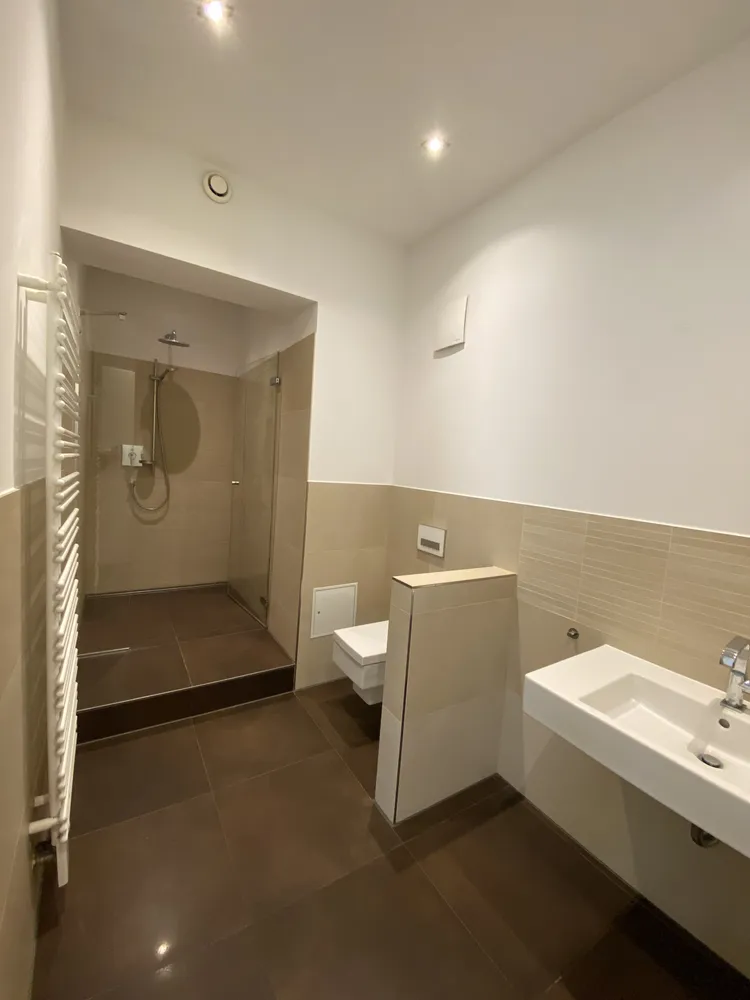 4 Zimmer Wohnung mit 212 m² in Hamburg – Bild 12